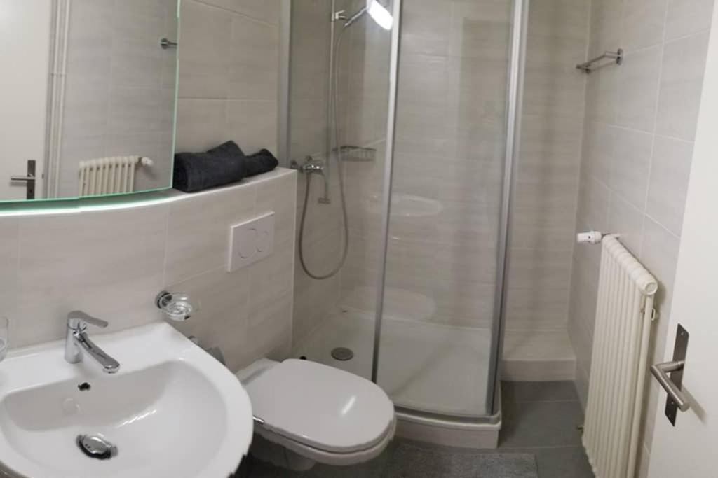 Hsh Barre 6 - City Apartment Next Cathedral ローザンヌ エクステリア 写真